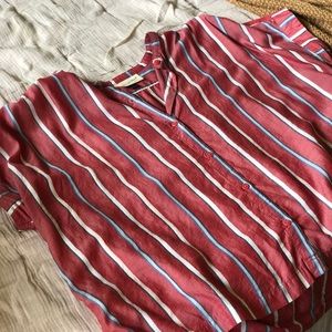 Universal Thread Shirt